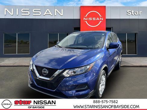 Used 2020 Nissan Rogue Sport S image 3
