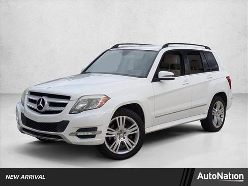 Used 2015 Mercedes-Benz GLK 350 2WD image 1