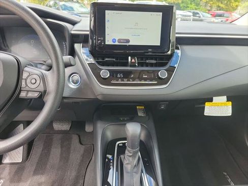 Certified 2026 Toyota Corolla LE w/ LE Premium Package FWD image 18