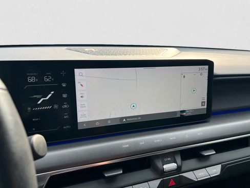 Certified 2024 Kia EV9 Land AWD/4WD image 24