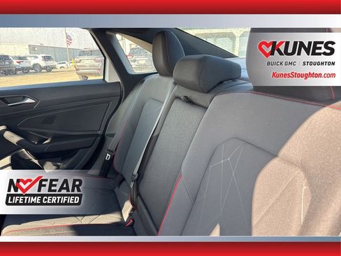 Used 2024 Volkswagen Jetta GLI 40th Anniversary Edition FWD image 38