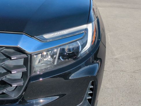 Used 2023 Honda Passport EX-L image 12