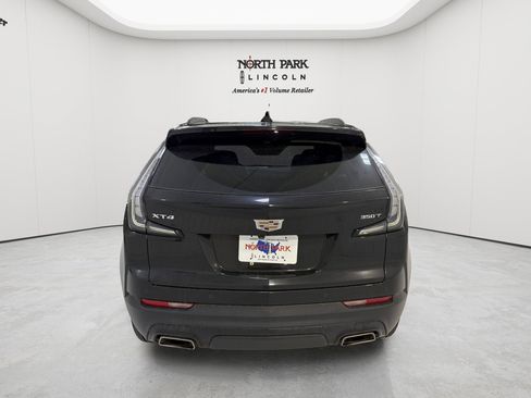 Used 2023 Cadillac XT4 Sport FWD image 4
