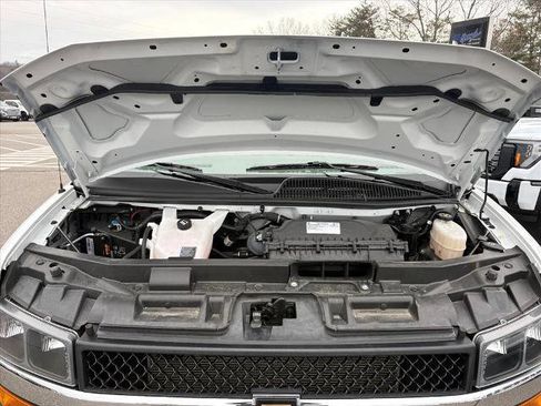 Certified 2024 Chevrolet Express 2500 w/ Driver Convenience Package image 23