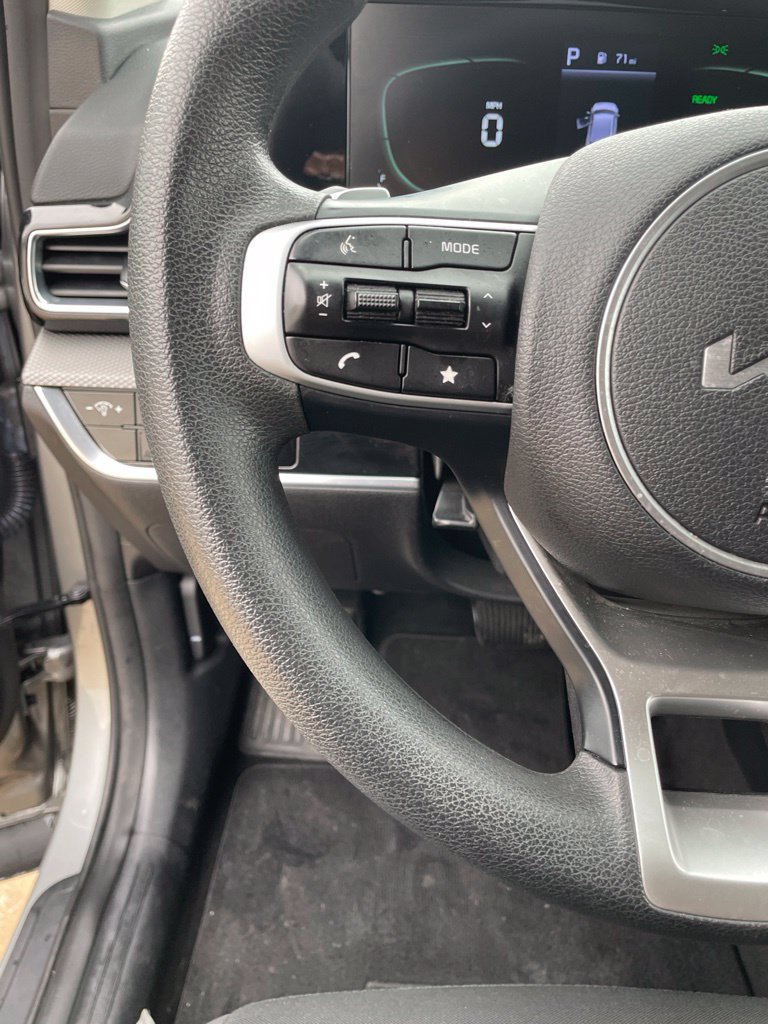 Used 2023 Kia Sportage LX AWD/4WD image 15