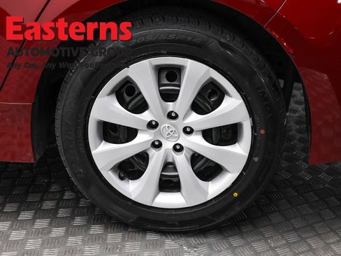 Used 2025 Toyota Corolla LE image 8