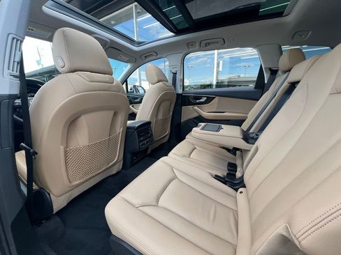 Used 2023 Audi Q7 3.0T Premium image 18