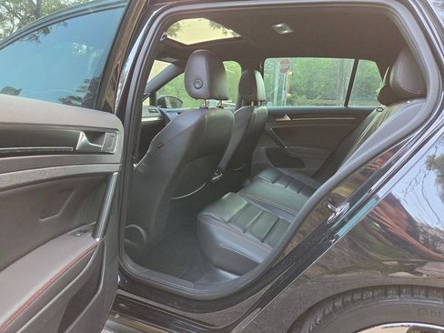 Used 2015 Volkswagen GTI Autobahn FWD image 19