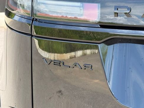 Certified 2026 Land Rover Range Rover Velar Dynamic SE AWD/4WD image 38