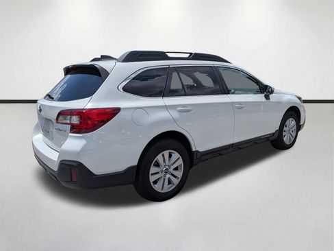 Used 2019 Subaru Outback 2.5i Premium AWD/4WD image 4