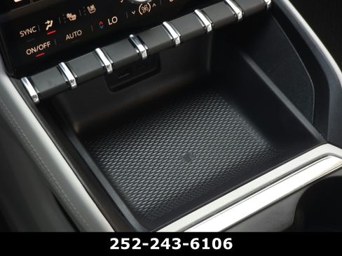 Used 2026 GMC Terrain Denali AWD/4WD image 16
