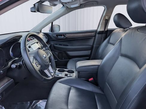 Used 2017 Subaru Outback 2.5i Limited image 15