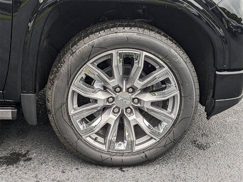 New 2025 GMC Sierra 1500 Denali image 12