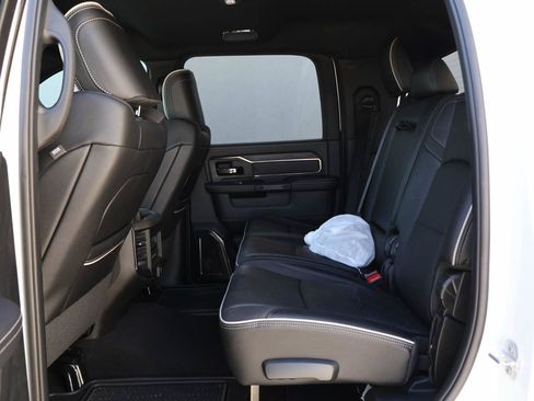 New 2026 RAM 2500 Limited AWD/4WD image 10
