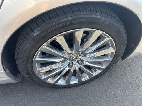 Used 2013 Lexus LS 460 image 32