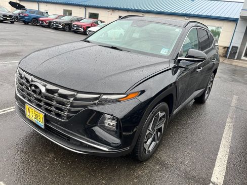 Used 2023 Hyundai Tucson Limited AWD/4WD image 2