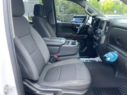 Certified 2021 Chevrolet Silverado 1500 LT AWD/4WD image 13
