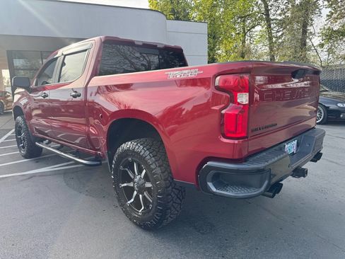 Used 2020 Chevrolet Silverado 1500 LT Trail Boss image 3