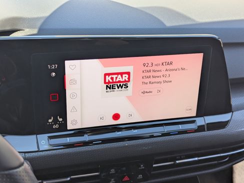 Used 2024 Volkswagen GTI SE w/ MDO Package image 25