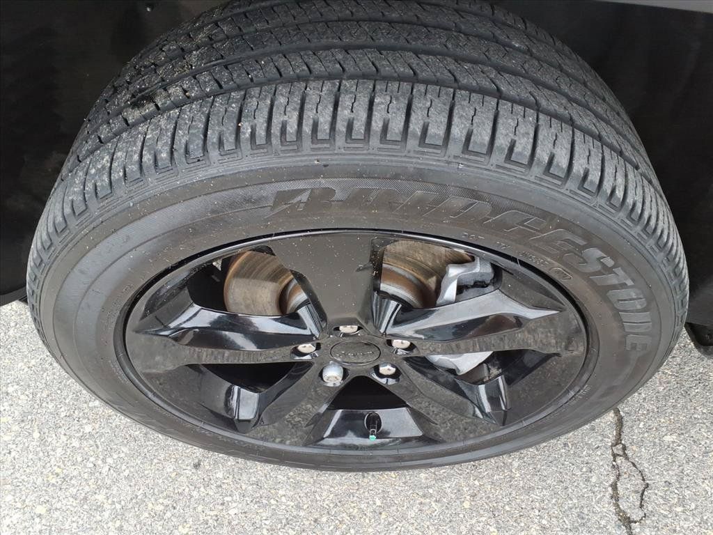 Used 2025 Jeep Grand Cherokee L Altitude AWD/4WD image 10