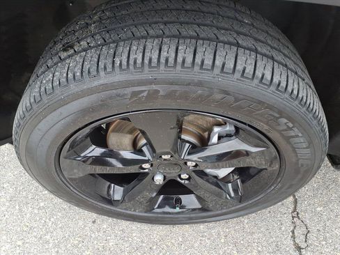Used 2025 Jeep Grand Cherokee L Altitude AWD/4WD image 10