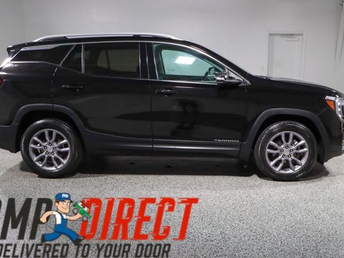 Used 2023 GMC Terrain SLT image 6