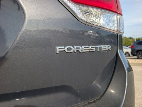 Certified 2024 Subaru Forester Limited AWD/4WD image 40