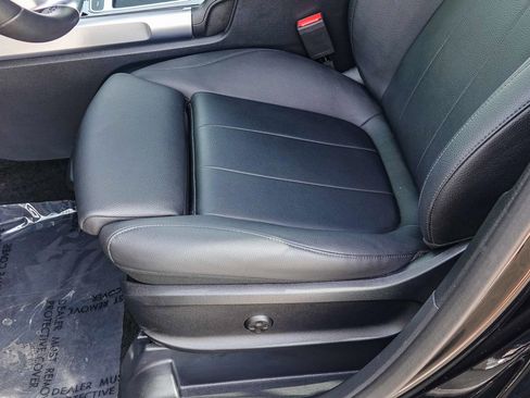 Certified 2025 Mercedes-Benz GLB 250 image 22