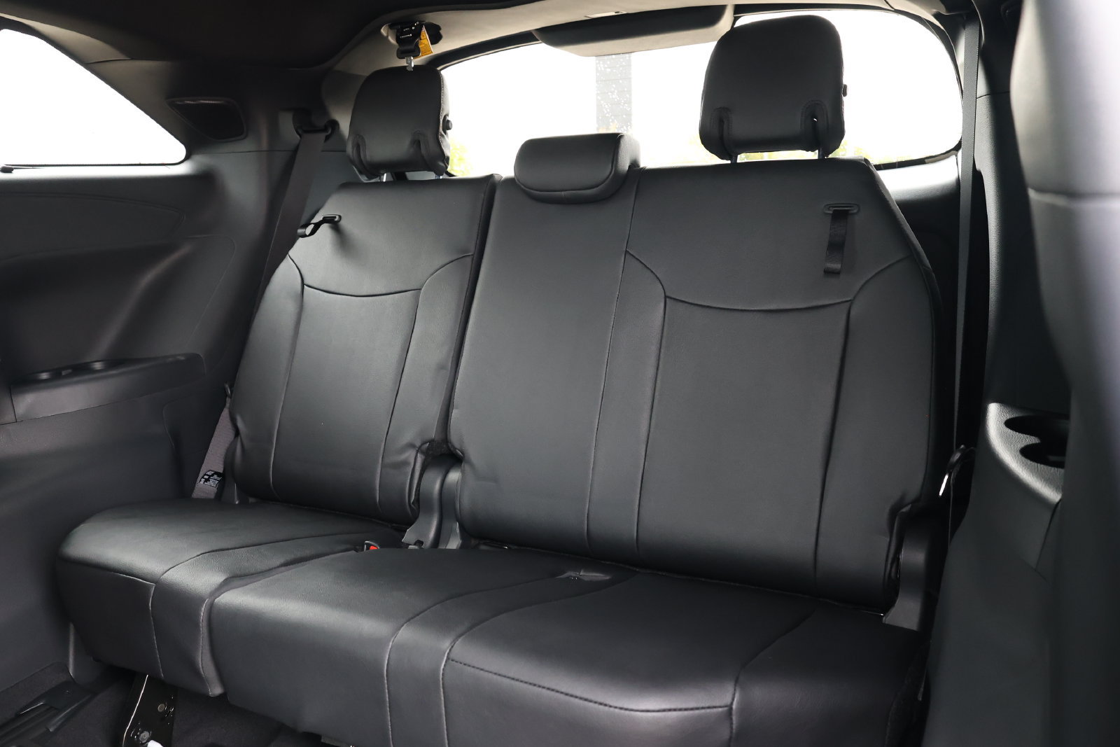 New 2026 Toyota Sienna XLE Woodland Edition AWD/4WD image 30