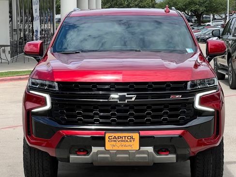 Used 2024 Chevrolet Tahoe Z71 w/ Luxury Package AWD/4WD image 6