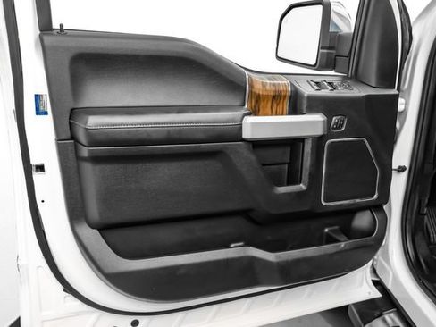 Used 2018 Ford F150 Lariat AWD/4WD image 42
