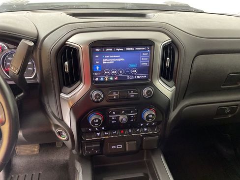 Used 2023 Chevrolet Silverado 2500 LTZ w/ LTZ Texas Edition image 28