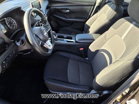 Used 2024 Nissan Sentra SV image 11