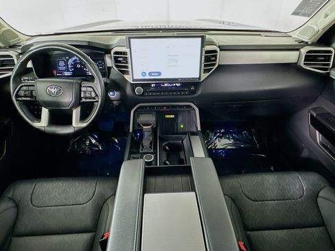 Used 2024 Toyota Sequoia Limited image 27