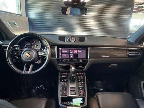 Used 2024 Porsche Macan S AWD/4WD image 18