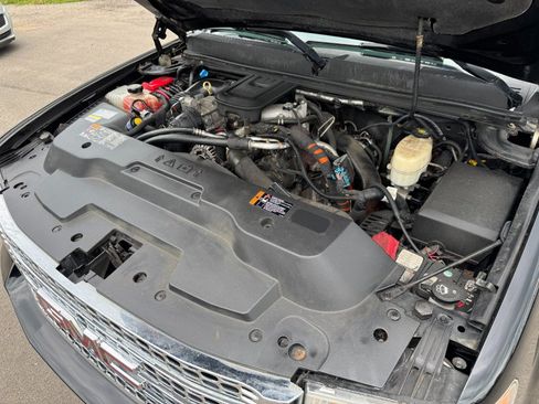 Used 2014 GMC Sierra 3500 Denali AWD/4WD image 22