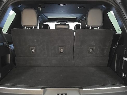 Used 2019 Lincoln Navigator Reserve AWD/4WD image 10