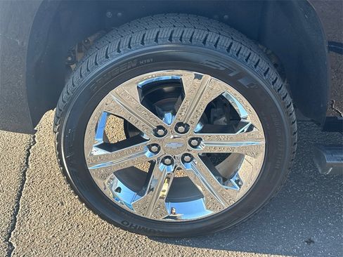 Used 2019 Chevrolet Tahoe Premier image 18