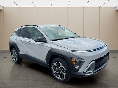 New 2026 Hyundai Kona SEL Premium AWD/4WD image 2