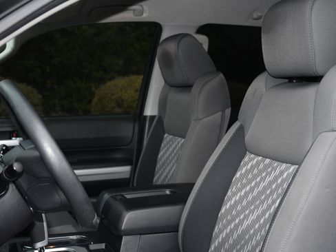 Used 2019 Toyota Tundra SR5 image 11