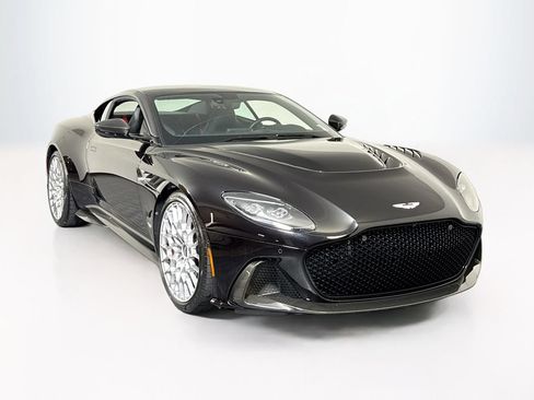 Used 2023 Aston Martin DBS Coupe RWD image 7