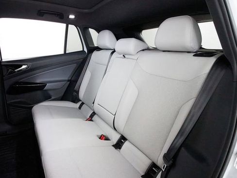 Used 2021 Volkswagen ID.4 Pro S image 23