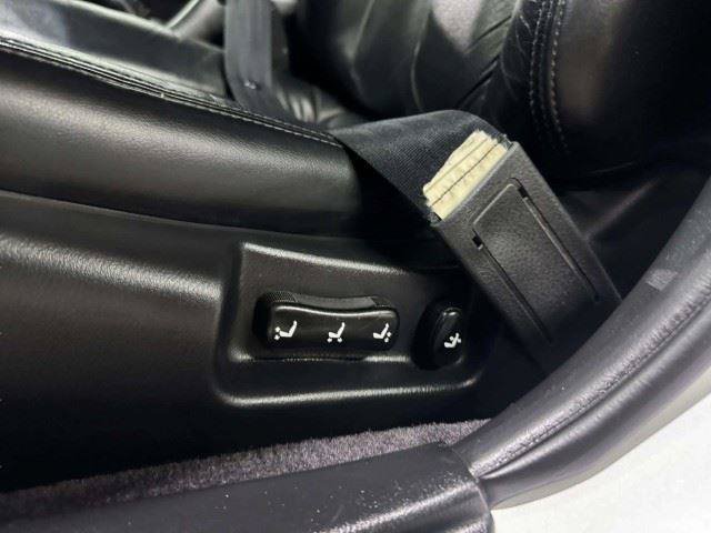 Used 1996 Nissan Maxima FWD image 23