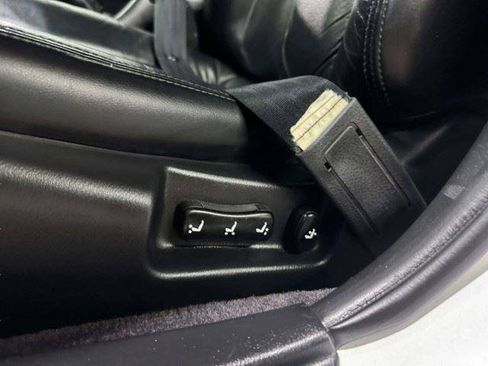 Used 1996 Nissan Maxima FWD image 23