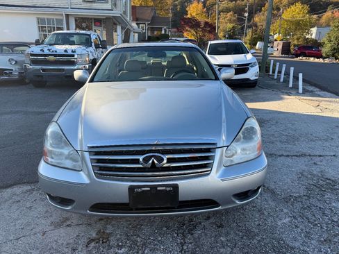 Used 2005 INFINITI Q45 image 3