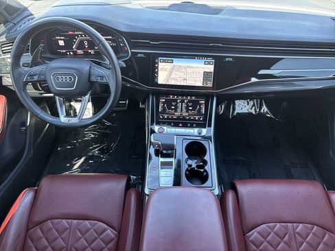 Used 2022 Audi SQ7 Prestige w/ SQ7 Sport Package AWD/4WD image 28