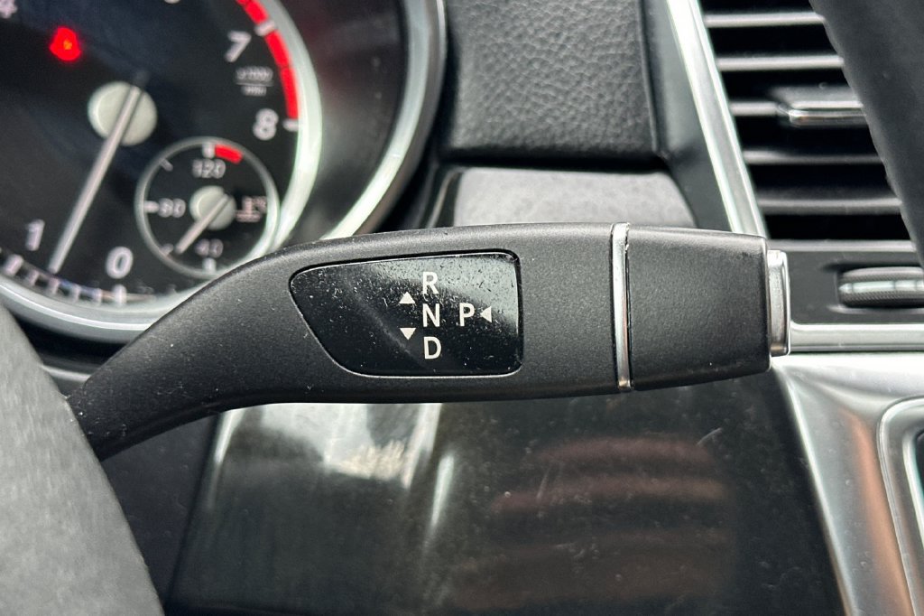 Used 2016 Mercedes-Benz GL 450 4MATIC image 27
