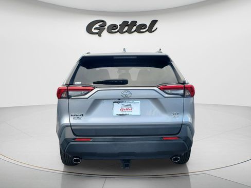 Used 2019 Toyota RAV4 XLE w/ All Weather Liner Package AWD/4WD image 6