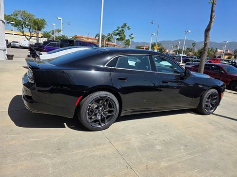 New 2026 Dodge Charger R/T AWD/4WD image 3