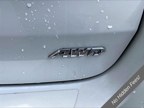 Used 2018 Toyota Highlander LE AWD/4WD image 7